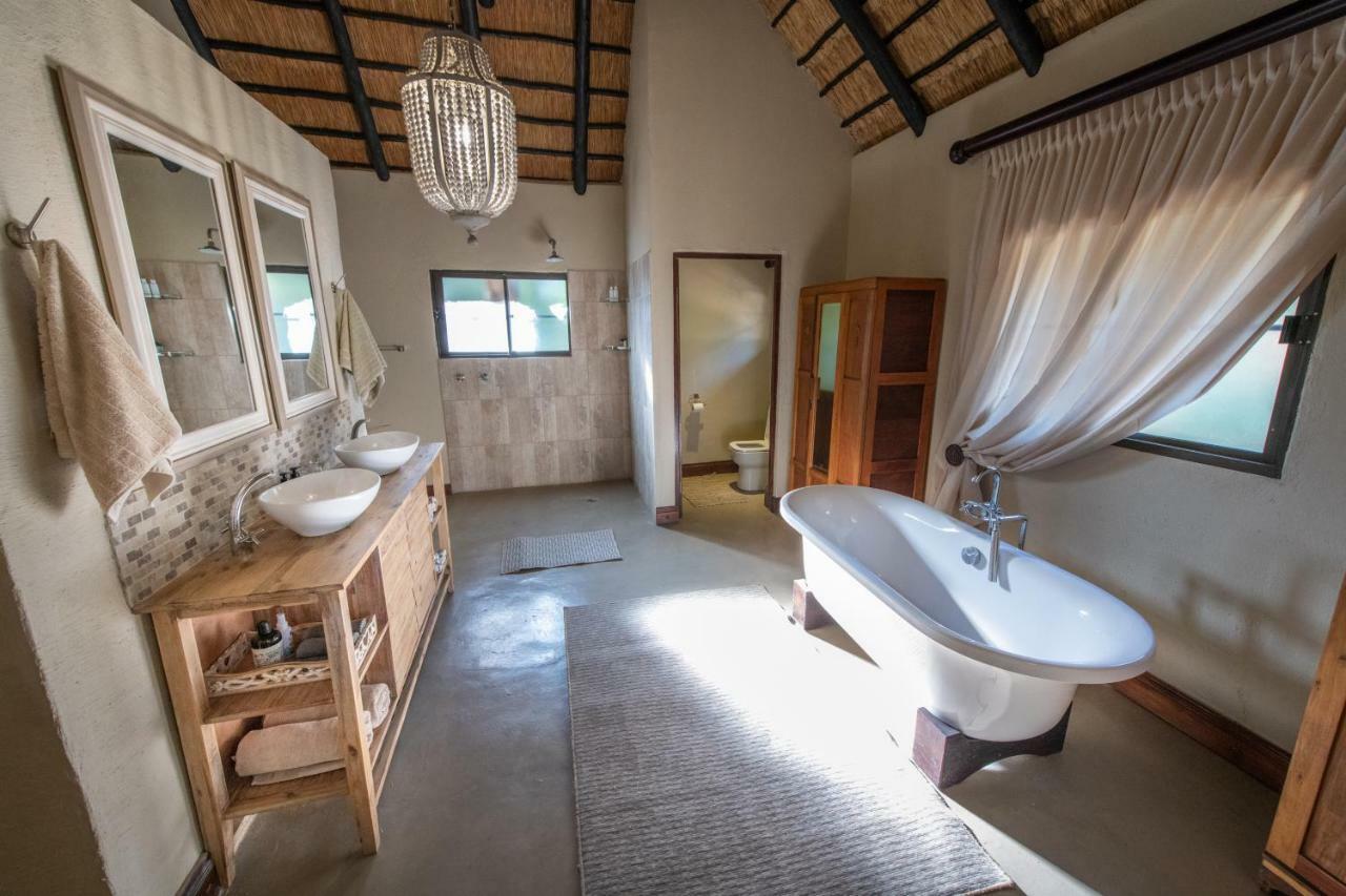 Malilule Safaris Villa Hoedspruit Exterior photo